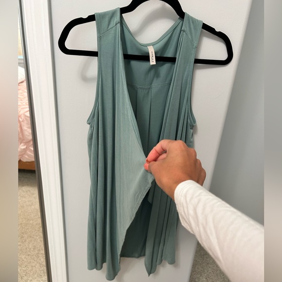 Teal Flowy Drape Vest - Picture 2 of 6